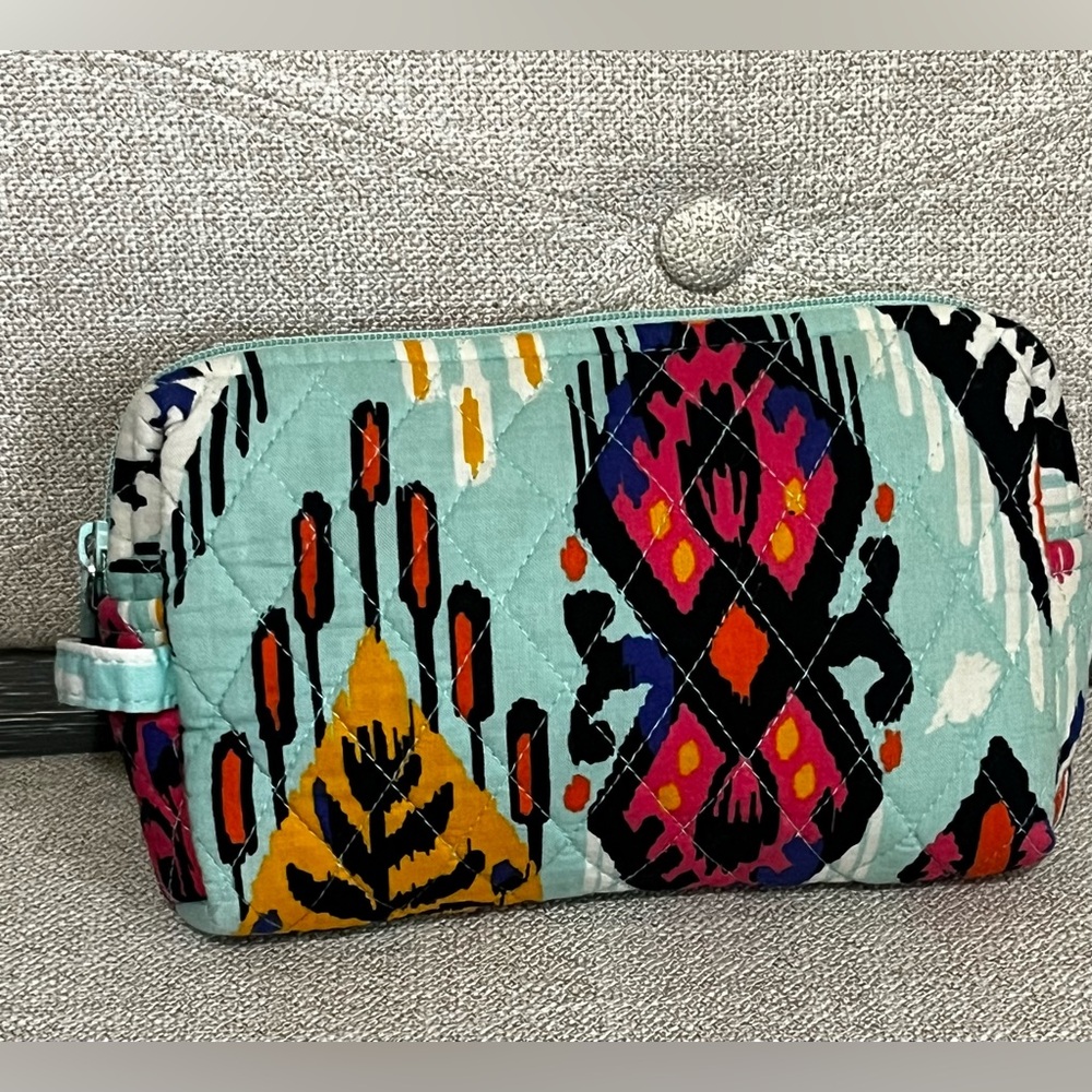Vera Bradley Quilted Cosmetic Bag in Aqua Multi - Picture 2 of 8